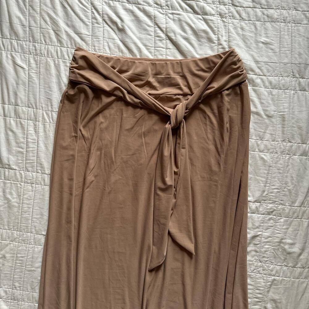 NY Collection neutral beige maxi skirt womens L layering minimalist stretchy - Picture 2 of 8
